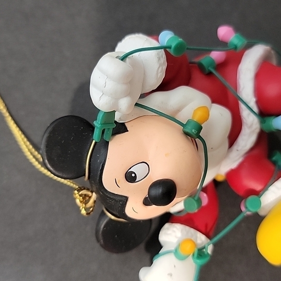 𝅺vintage GROLIER "Mickey's Christmas Magic" collectible ornament - Picture 3 of 6